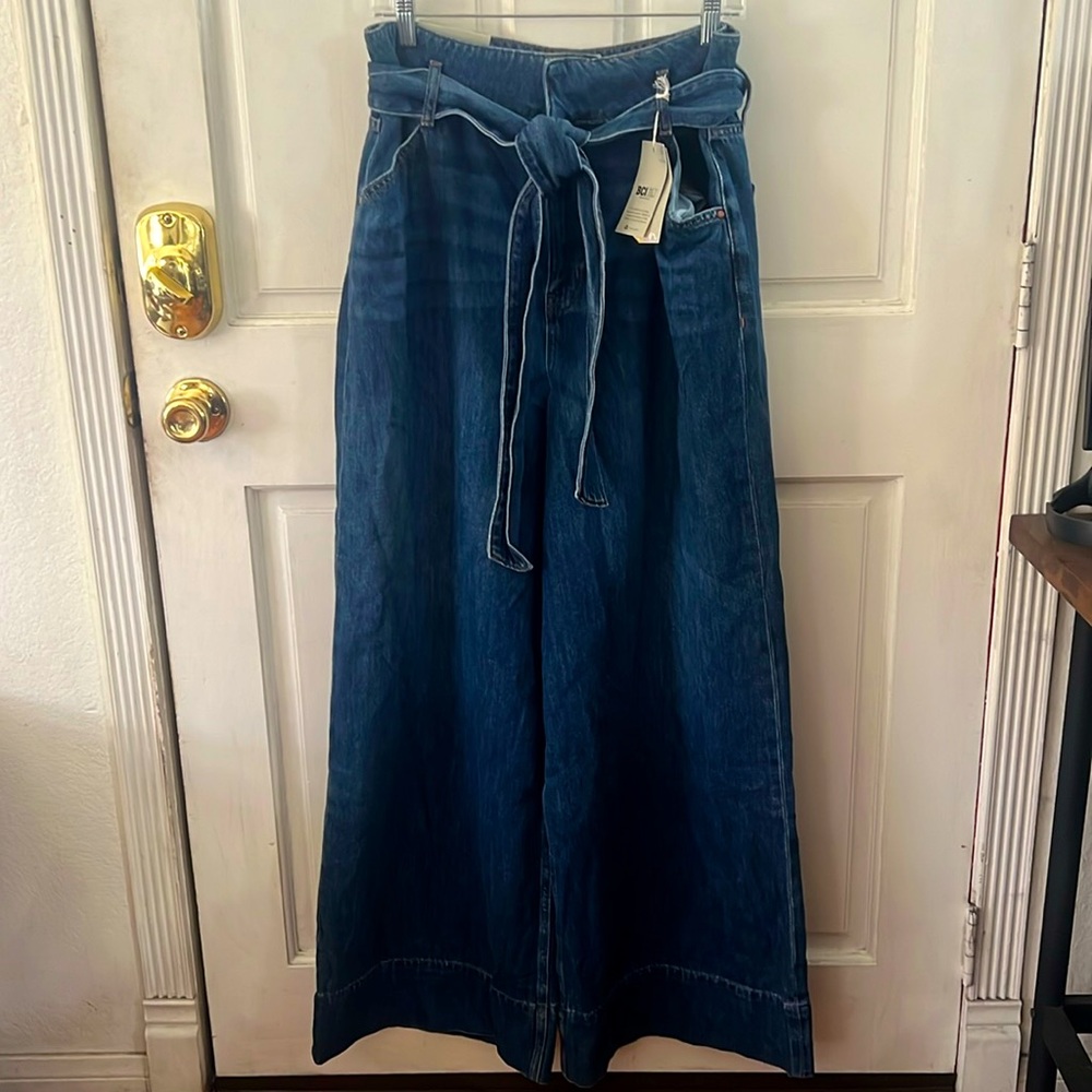 NWT. Boden denim, high rise, wide leg jeans. US size 12